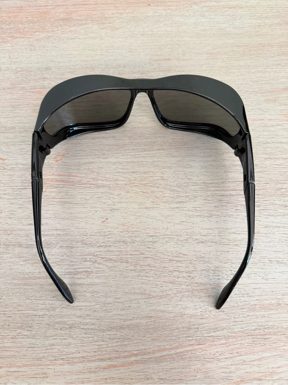 Vistana X Live Eyewear Polarized Fit-Over Wrap Sunglasses Large W302G Black Onyx